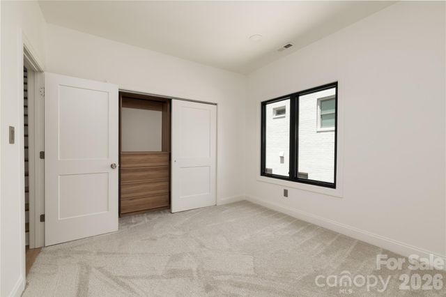 732 Ellsworth Road, Charlotte, NC 28211