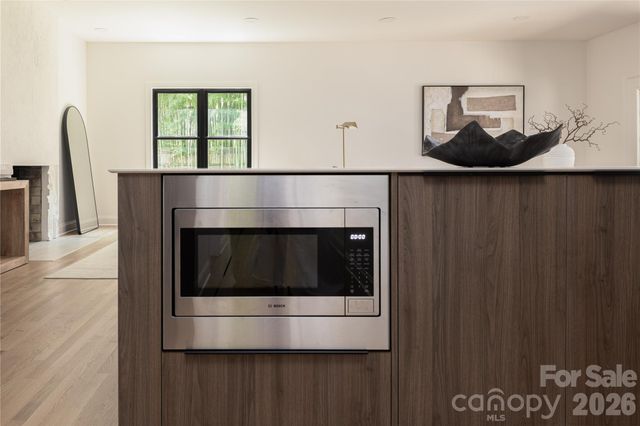 732 Ellsworth Road, Charlotte, NC 28211