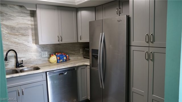 607 SE 47th ST 3, Cape Coral, FL 33904