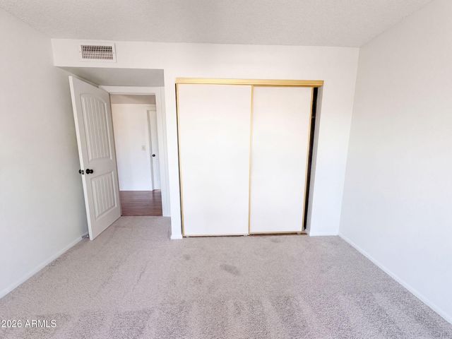 615 W MONTOYA Lane, Phoenix, AZ 85027