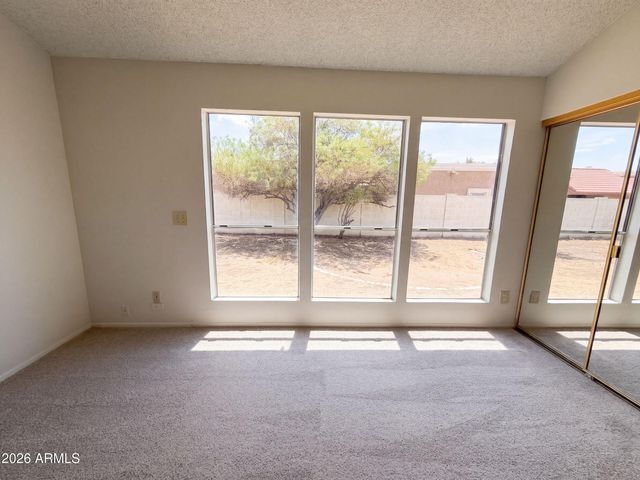 615 W MONTOYA Lane, Phoenix, AZ 85027
