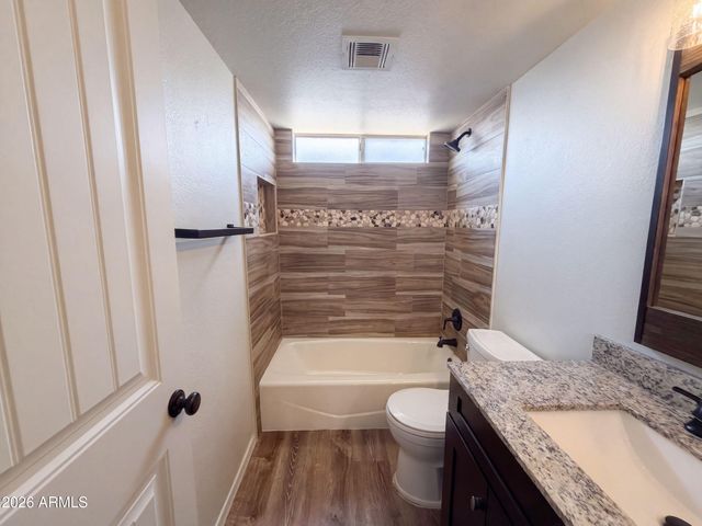 615 W MONTOYA Lane, Phoenix, AZ 85027