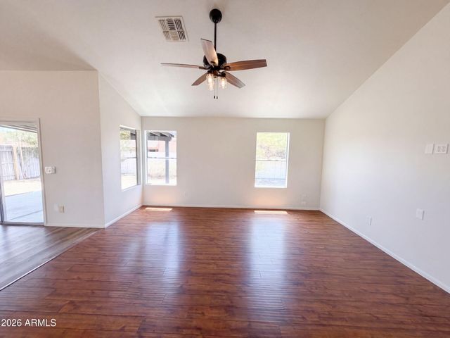615 W MONTOYA Lane, Phoenix, AZ 85027