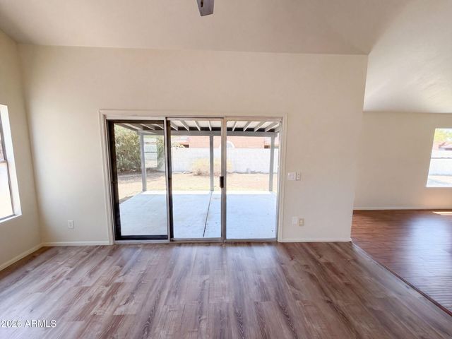 615 W MONTOYA Lane, Phoenix, AZ 85027