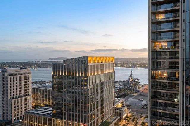 700 W E Street 2903, San Diego, CA 92101