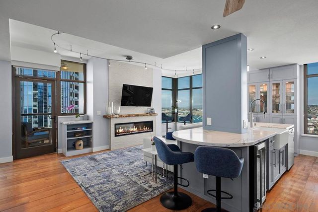 700 W E Street 2903, San Diego, CA 92101