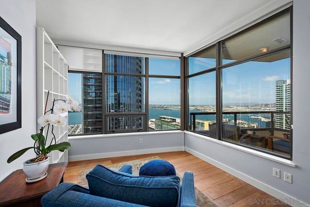 700 W E Street 2903, San Diego, CA 92101
