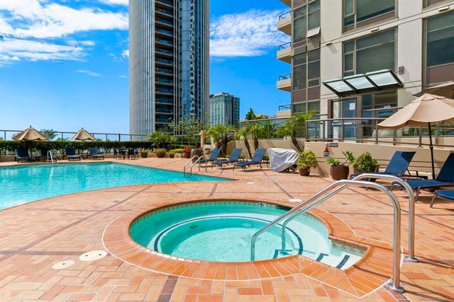 700 W E Street 2903, San Diego, CA 92101