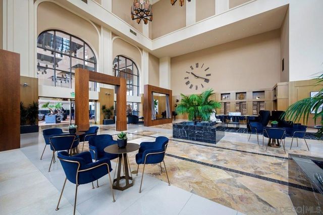700 W E Street 2903, San Diego, CA 92101