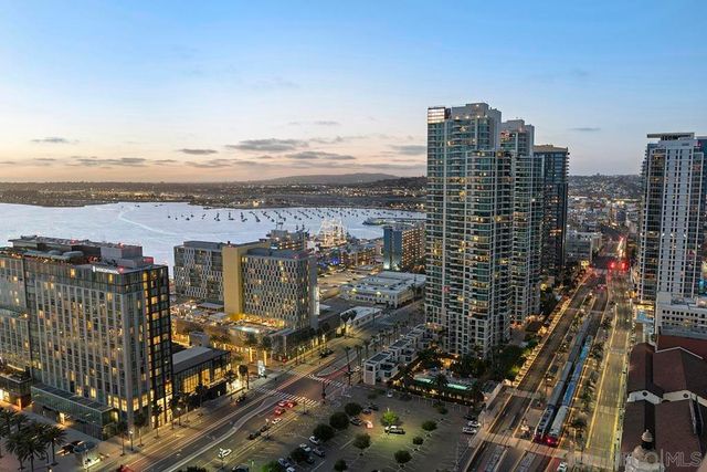 700 W E Street 2903, San Diego, CA 92101