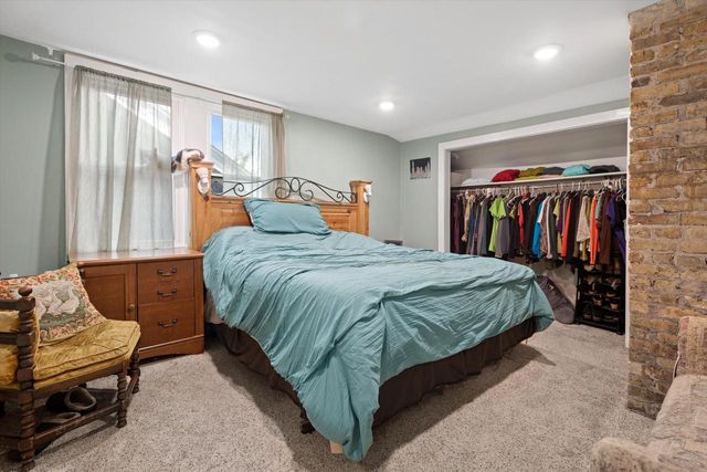 2226 N 51st STREET, Milwaukee, WI 53208