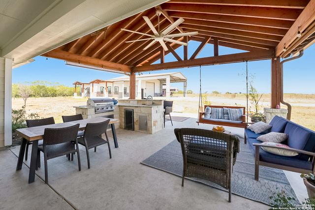 7315 NEW SULPHUR SPRINGS RD, San Antonio, TX 78263