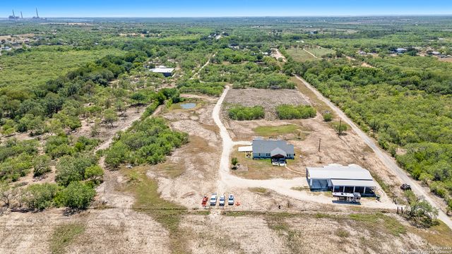 7315 NEW SULPHUR SPRINGS RD, San Antonio, TX 78263
