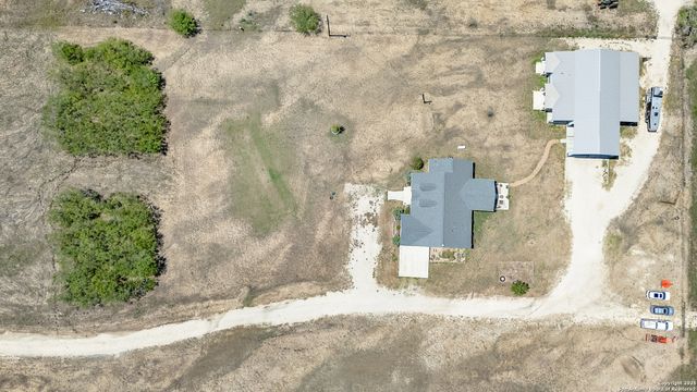 7315 NEW SULPHUR SPRINGS RD, San Antonio, TX 78263