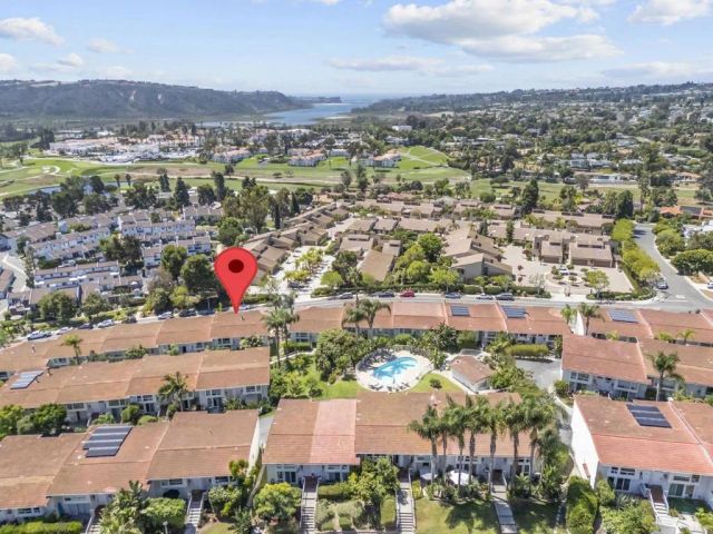 2335 Caringa Way 18, Carlsbad, CA 92009