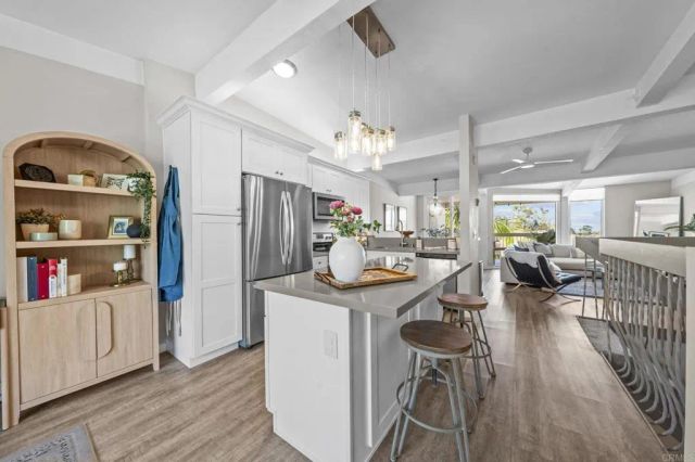 2335 Caringa Way 18, Carlsbad, CA 92009