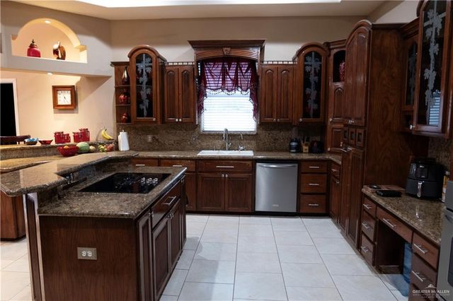 2705 Santa Laura Court, Mission, TX 78572