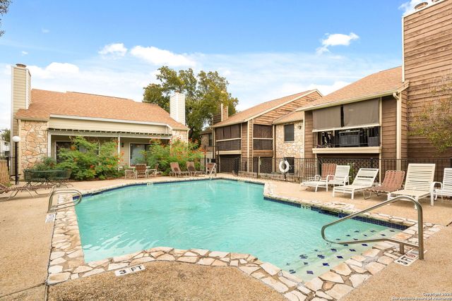 11520 Huebner Rd Apt 102, San Antonio, TX 78230