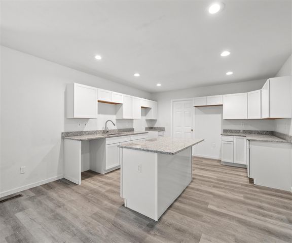 26700 Martinsville Road, New Boston, MI 48164