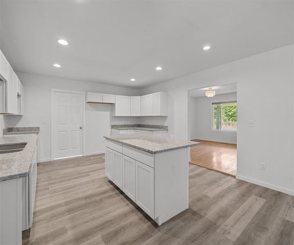 26700 Martinsville Road, New Boston, MI 48164