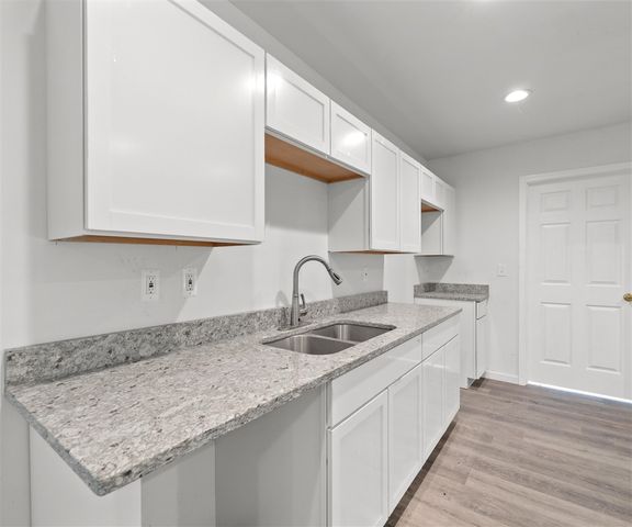 26700 Martinsville Road, New Boston, MI 48164