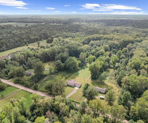 26700 Martinsville Road, New Boston, MI 48164