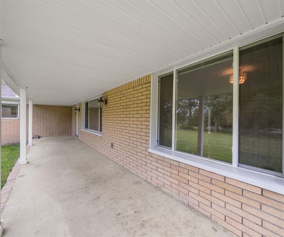 26700 Martinsville Road, New Boston, MI 48164