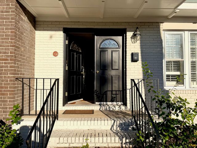 958 Cottingham Drive, Mount Pleasant, SC 29464