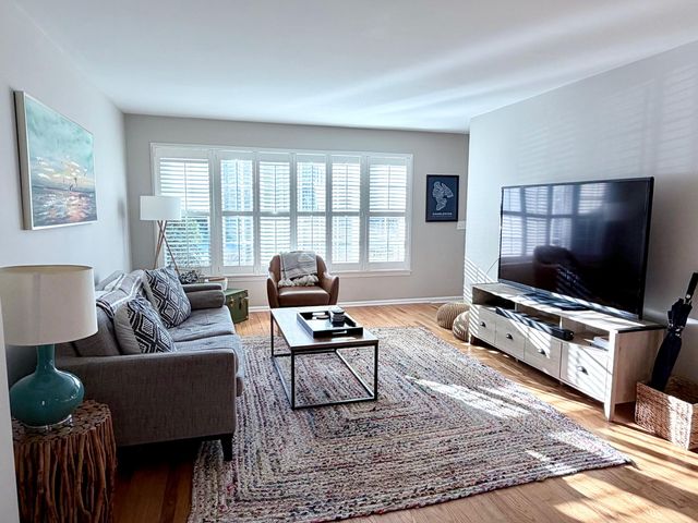 958 Cottingham Drive, Mount Pleasant, SC 29464