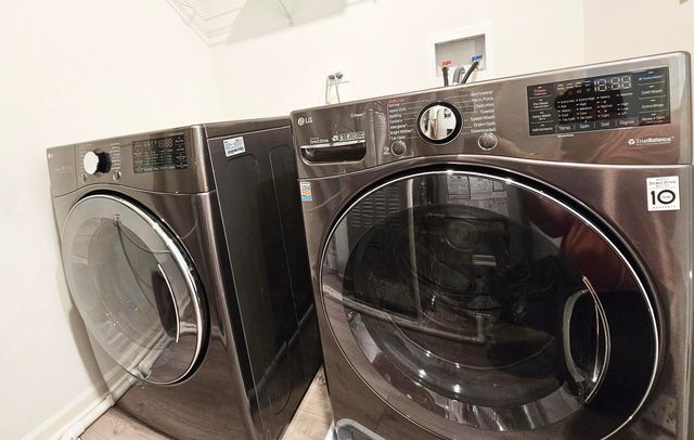 2049 Stuttle Road, Batavia, IL 60510