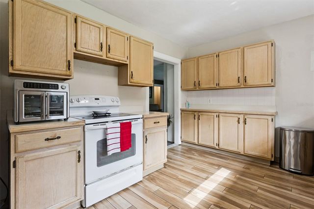 907 SONJA PL, Apopka, FL 32703