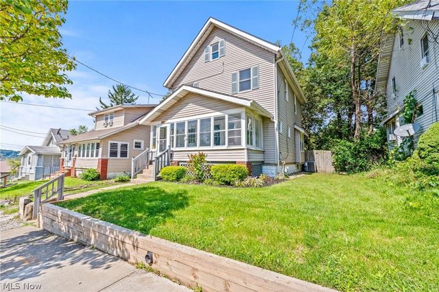 33 Brighton Drive, Akron, OH 44301