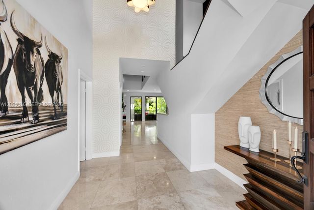 2000 S Bayshore Drive 65, Miami, FL 33133
