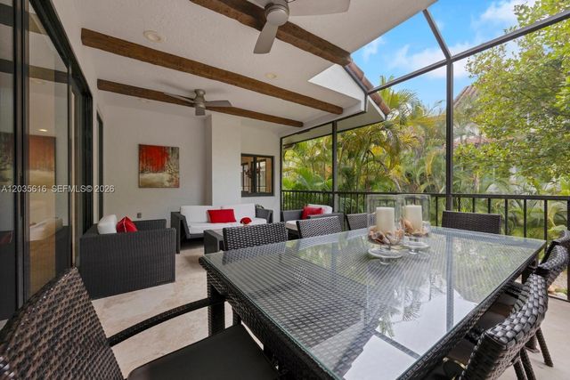 2000 S Bayshore Drive 65, Miami, FL 33133