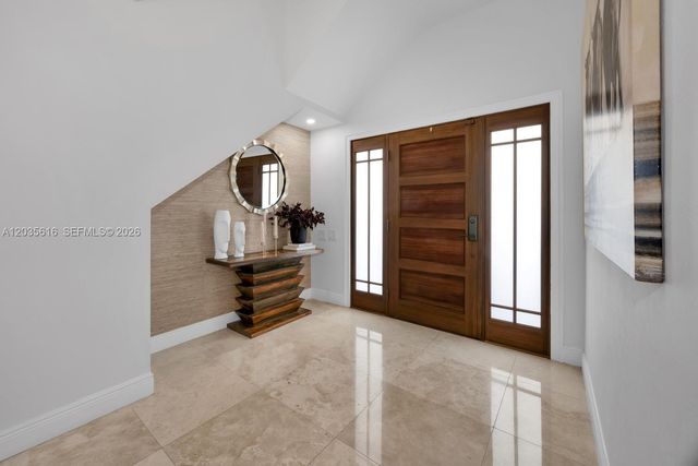 2000 S Bayshore Drive 65, Miami, FL 33133