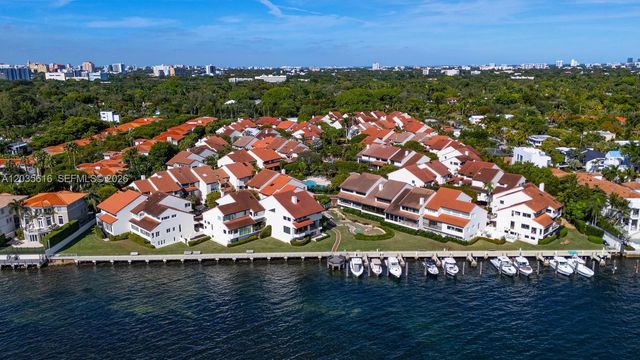 2000 S Bayshore Drive 65, Miami, FL 33133