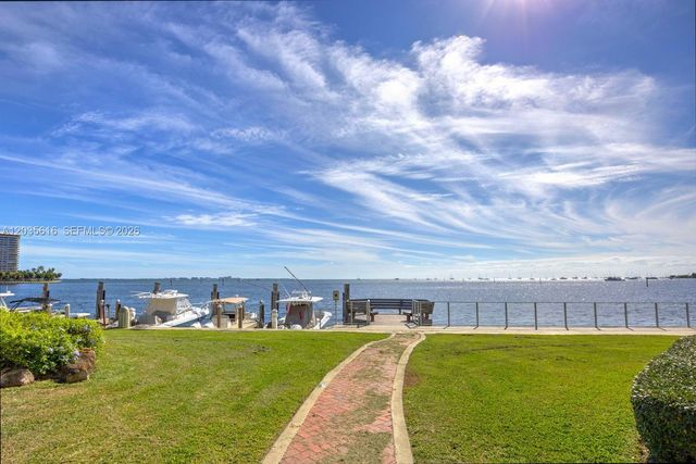 2000 S Bayshore Drive 65, Miami, FL 33133