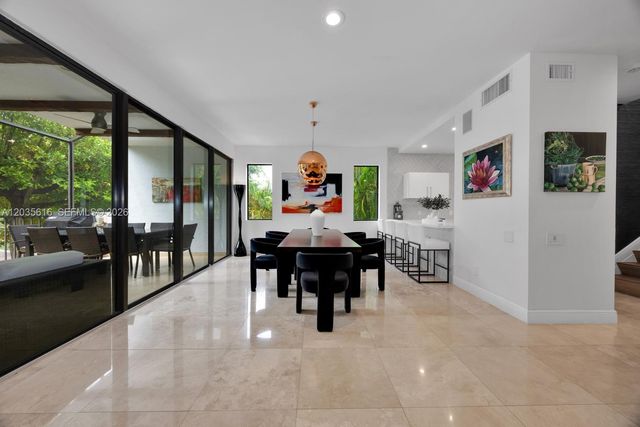 2000 S Bayshore Drive 65, Miami, FL 33133