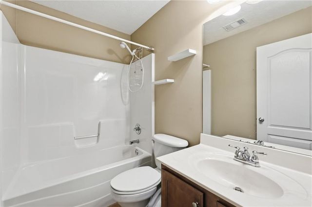 2516 Deep Wood Court, Loganville, GA 30052