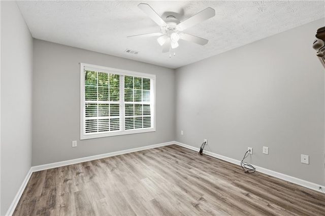 2516 Deep Wood Court, Loganville, GA 30052