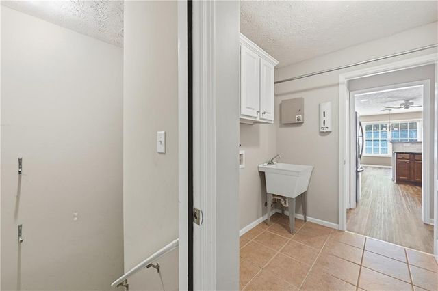 2516 Deep Wood Court, Loganville, GA 30052