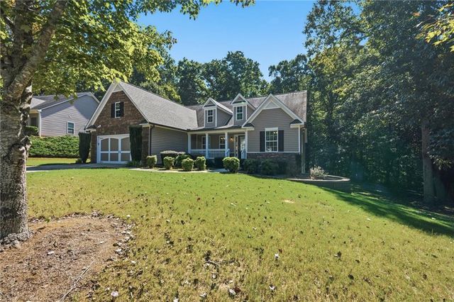2516 Deep Wood Court, Loganville, GA 30052