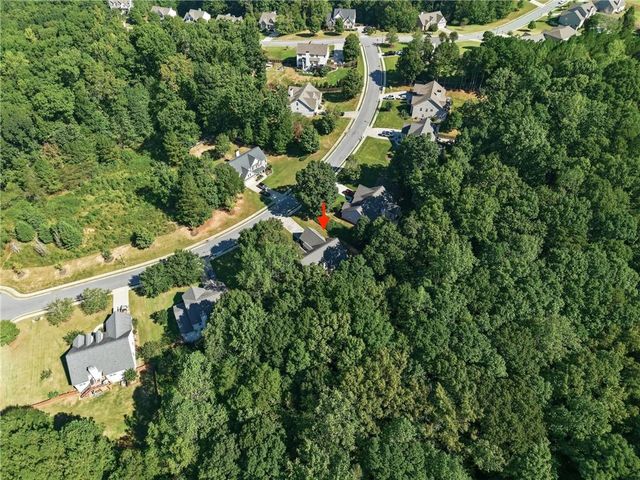 2516 Deep Wood Court, Loganville, GA 30052