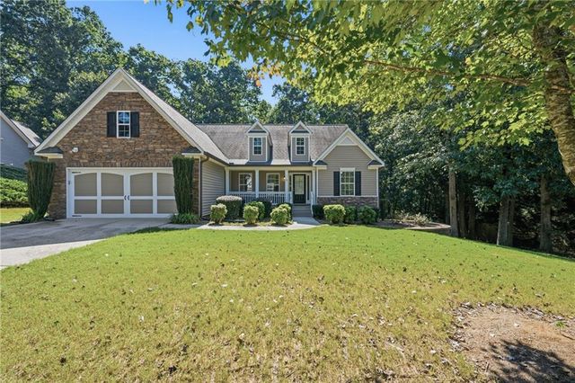 2516 Deep Wood Court, Loganville, GA 30052