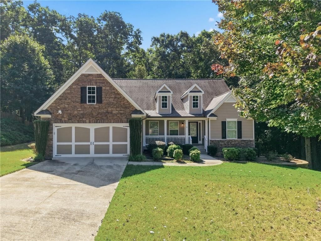 2516 Deep Wood Court, Loganville, GA 30052