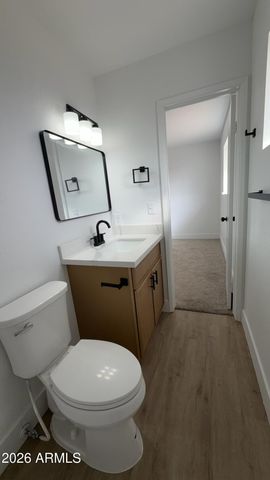 925 E 7TH Drive, Mesa, AZ 85204