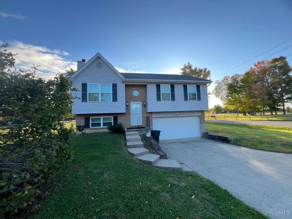 24714 Stateline Road, Lawrenceburg, IN 47025