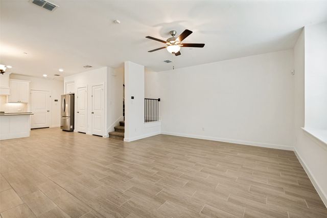 2724 Shelby Drive, Lewisville, TX 75067
