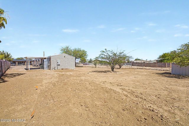 13501 W Warfield Circle, Marana, AZ 85658