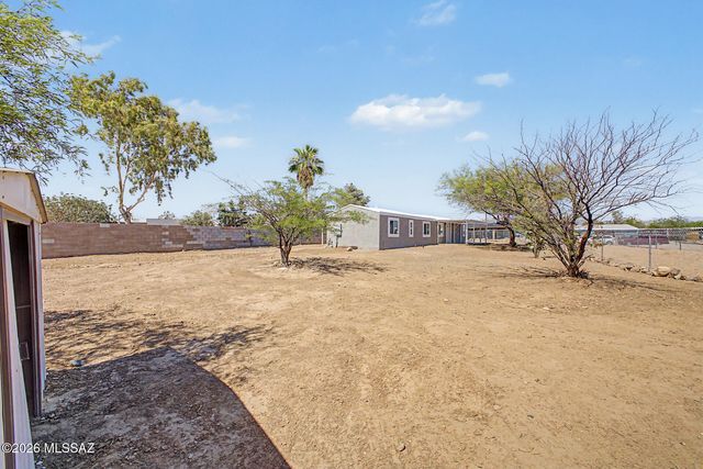 13501 W Warfield Circle, Marana, AZ 85658